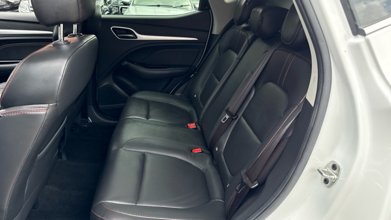 MG ZS 1.5 VTi-TECH Exclusive 5dr Petrol Hatchback